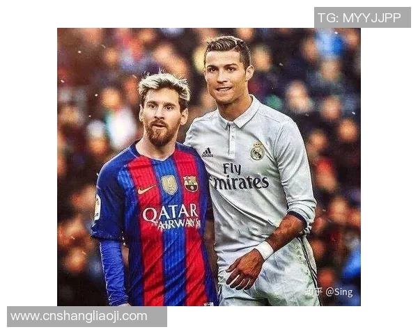 帕帕尼足球星卡C罗：传奇球员与收藏价值的完美融合